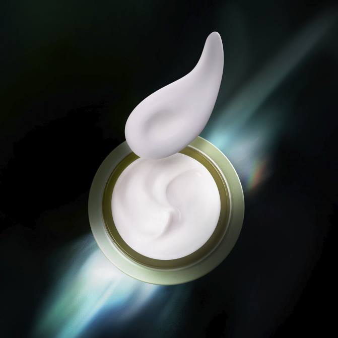 Shiseido legendaria crema para ojos enmei ultimate brilliance R8DB45 protección de la piel