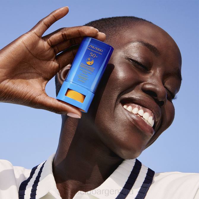 Shiseido protector solar en barra transparente spf 50+ R8DB90 protector solar